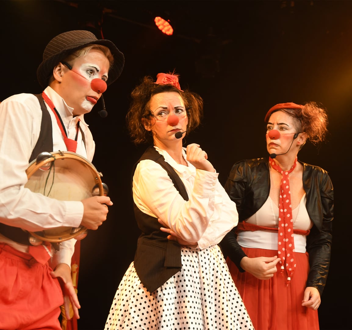 Espetáculo Circense Infantil: Estupendo Circo di SóLadies - Foto 1