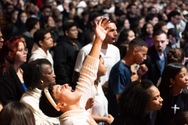 ADRIANO ESCANHUELAwww.escanhuela