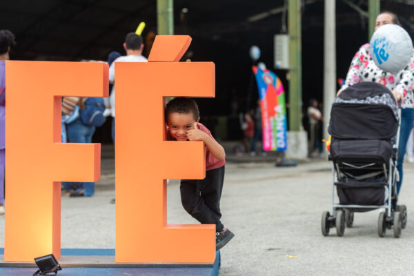 ADRIANO ESCANHUELAwww.escanhuela